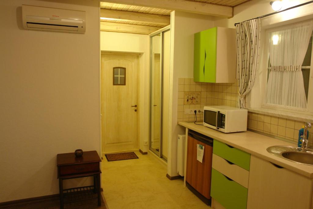 Hotel Sicilia Chornomorsk Kamer foto