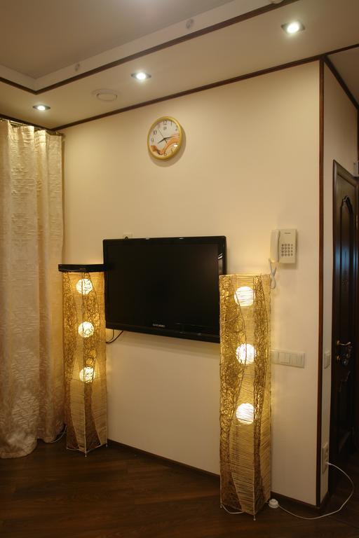 Hotel Sicilia Chornomorsk Buitenkant foto