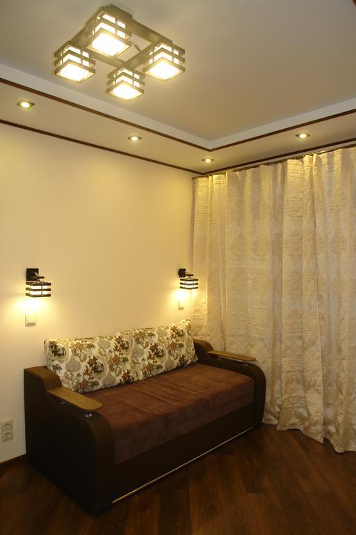 Hotel Sicilia Chornomorsk Buitenkant foto