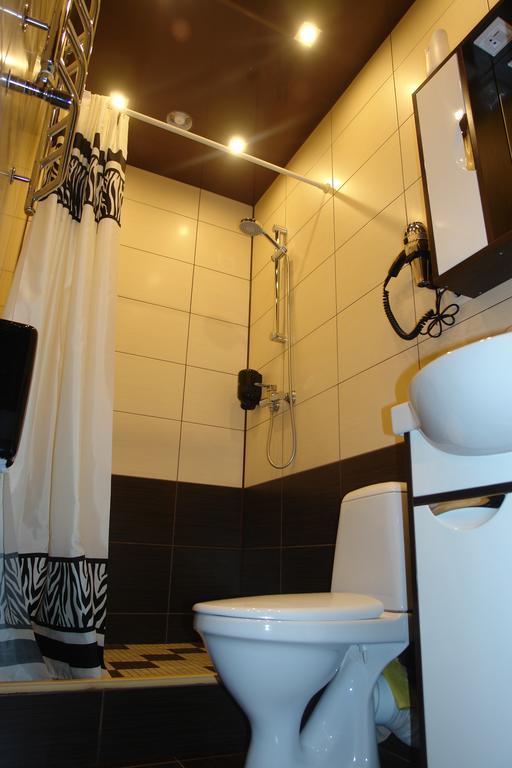 Hotel Sicilia Chornomorsk Buitenkant foto