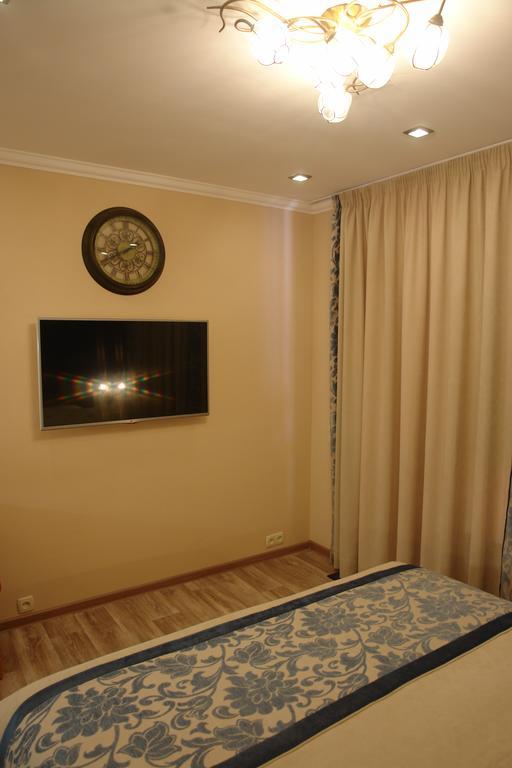 Hotel Sicilia Chornomorsk Buitenkant foto